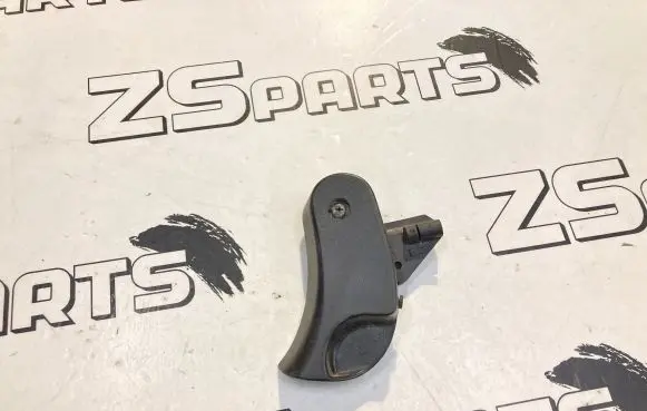 BMW 3 E46 Engine bonnet (hood) release handle 8223163