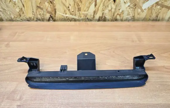 Volvo XC70 Third/center stoplight 30763884 16511110