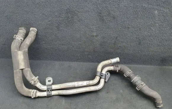 Audi A4 S4 B9 Engine coolant pipe/hose 8W0121400B 8W0122449M