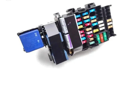 Renault Twingo III Fuse module