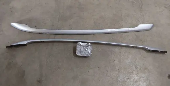 Toyota Corolla Verso AR10 Roof bar rail