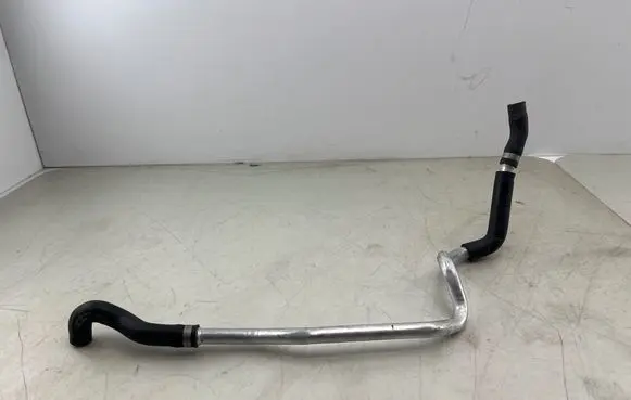Mercedes-Benz C AMG W205 Heater radiator pipe/hose A2058300902