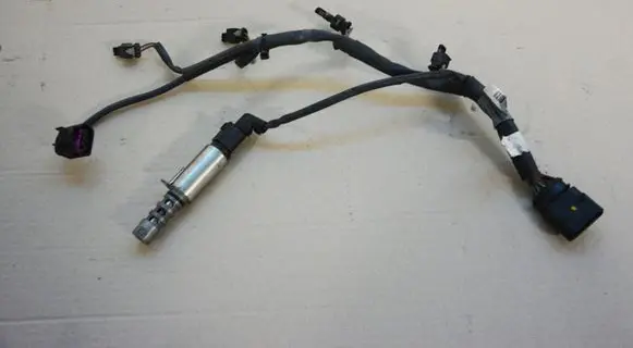Volkswagen Touareg II Fuel injector wires 079971627N 6N0971921C