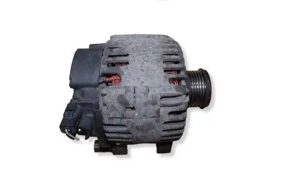 Peugeot 207 Generator/alternator 9646321780