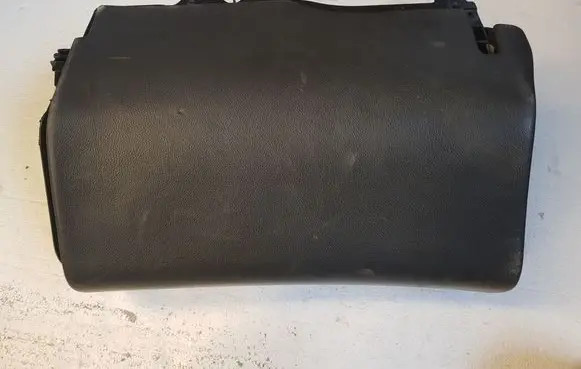 Mercedes-Benz C W203 Glove box A2036800191