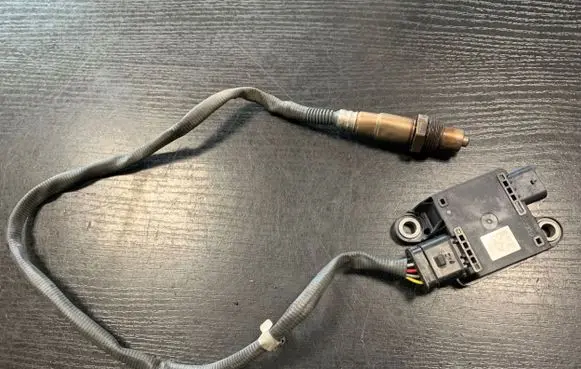 BMW 2 F46 Lambda probe sensor 8596295 00281007235