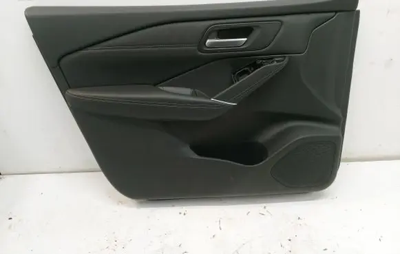 Nissan Qashqai J12 Front door card panel trim NISQASTap69301