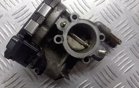 Opel Corsa C Throttle body valve 02807500449157512