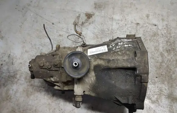 Volkswagen II LT Manual 5 speed gearbox 000300043A G006 041287
