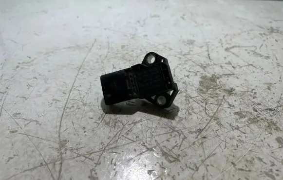 Volkswagen Amarok Air pressure sensor 03K906051 0281006060 151103T013442C