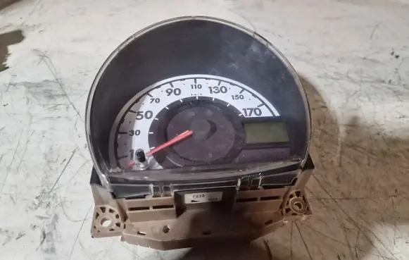 Toyota Aygo AB10 Speedometer (instrument cluster) 838000H041