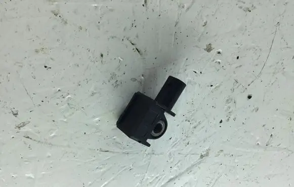 BMW X5 F15 Airbag deployment crash/impact sensor 9224177 07263 150626