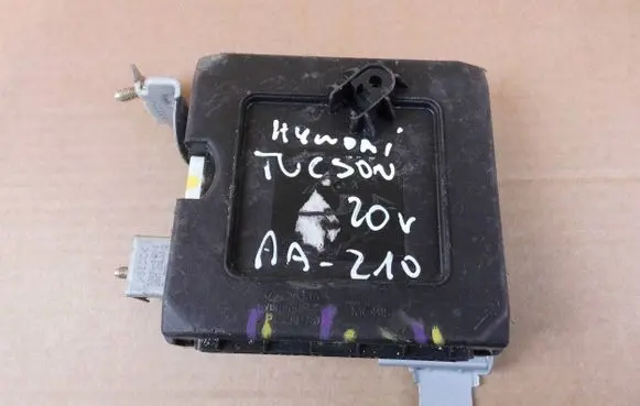 Hyundai Tucson TL Central body control module 95410D7630