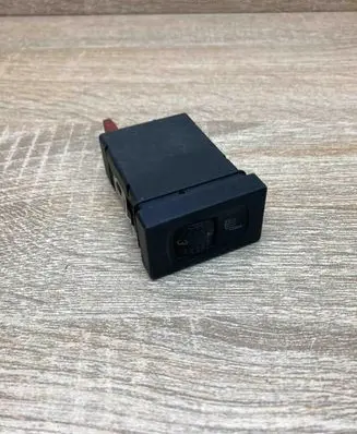 Volkswagen Golf IV Seat heating switch 3B0963563D
