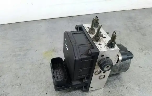 Jaguar X-Type ABS Pump