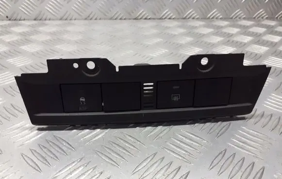 Ford Focus A set of switches 4M51-13D734-BC