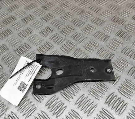 Volkswagen PASSAT B7 Radiator support slam panel bracket 3AA805569