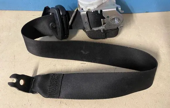 Ford S-MAX Rear seatbelt 6G9N611B68
