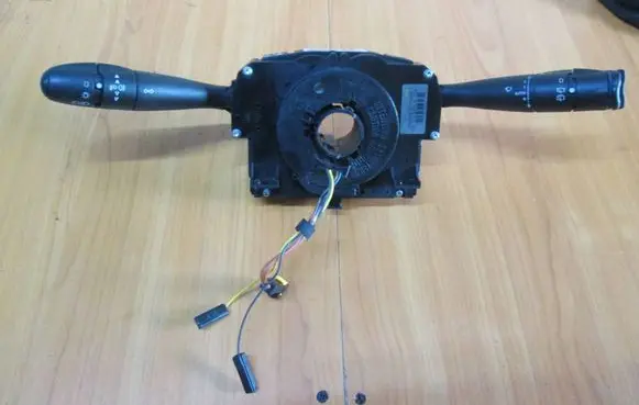 Citroen C3 Light switch 96576773XT 203879
