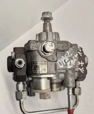 Opel Astra J Fuel injection high pressure pump 8981030280 01181 HU2940000502