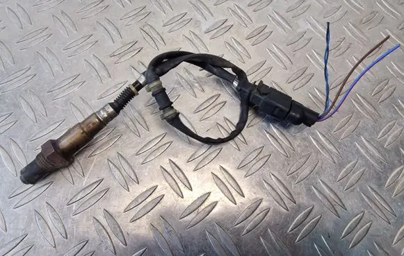 Volkswagen Tiguan Lambda probe sensor 06F906262P