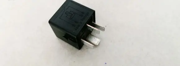 Mercedes-Benz C W203 Other relay A0025421319 V23134-B52-X336