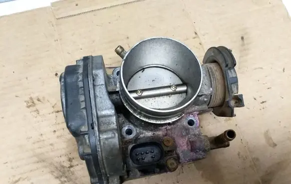 Audi A3 S3 8L Throttle valve