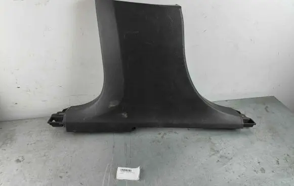 Volvo XC90 (B) pillar trim (bottom) 31363584