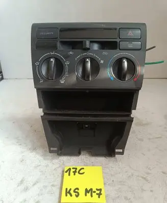 Toyota Corolla E120 E130 Central console control unit 5541102160