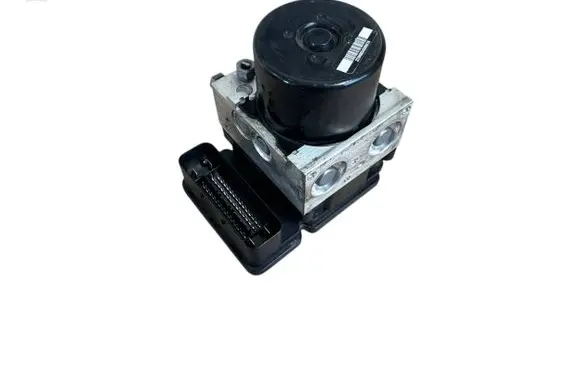 Volvo V70 ABS Pump 31329139 P31329139 000404972C2