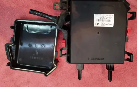 Renault Megane III Comfort/convenience module 284B63242R
