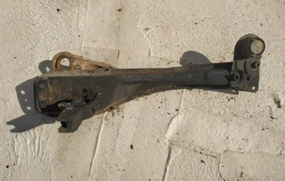 Toyota Avensis T250 Front subframe