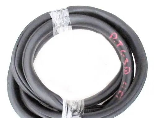 Citroen C3 Front door rubber seal 