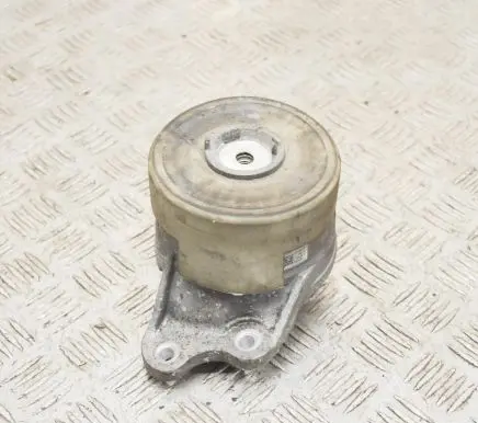 Mercedes-Benz GLC X253 C253 Engine mount bracket A2052407900