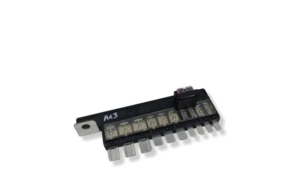 Hyundai Tucson TL Fuse module MG666097 9130AD725AQQH