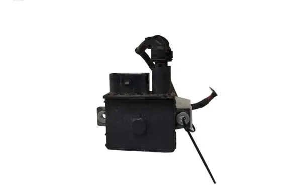 BMW 1 E81 E87 Glow plug pre-heat relay 779800003 0522120102