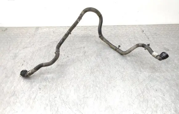 Tesla Model 3 Electric car engine cooling hoses/pipes 107759500E