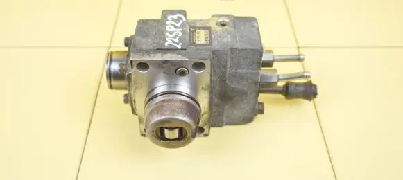 Mitsubishi Pajero Fuel injection high pressure pump MD367152 6G74