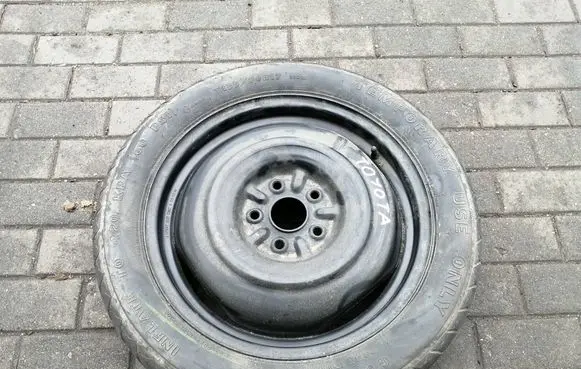 Toyota Solara R17 spare wheel