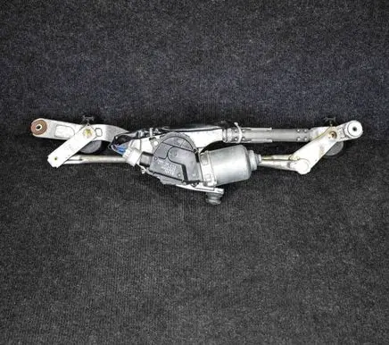Toyota Auris 150 Front wiper linkage and motor 8511002190