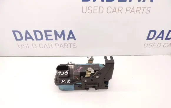 Volvo S60 Front door lock D125
