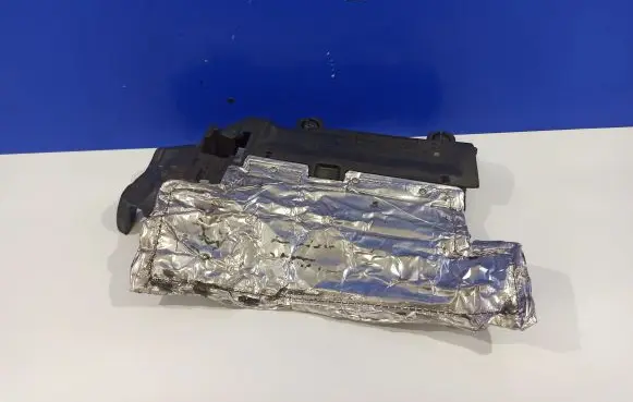 Volvo XC90 Heat shield in engine bay 31437477 31368934