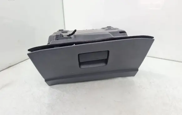Ford Mondeo MK IV Glove box set 0654900304