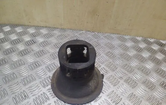 Renault Scenic I Front shock absorber mounting bracket 