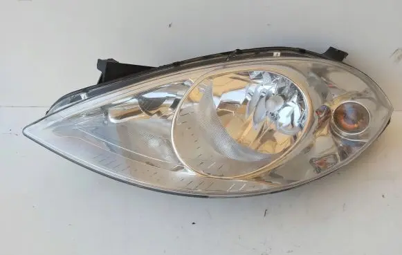 Mercedes-Benz A W169 Headlight/headlamp 1698200161