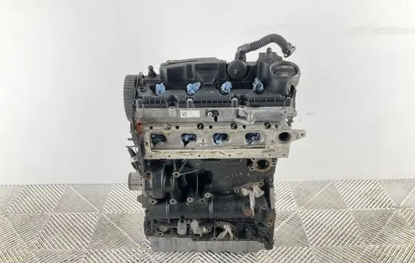 Volkswagen Golf VII Engine CRB 03N023A 04L103064C
