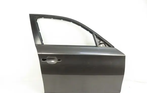 BMW 1 E81 E87 Front door 