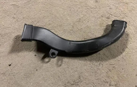 Ford Transit Air intake hose/pipe 6C1118K556BC
