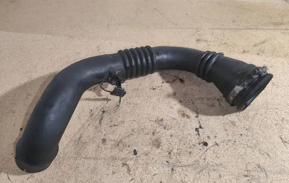 Intercooler hose/pipe
