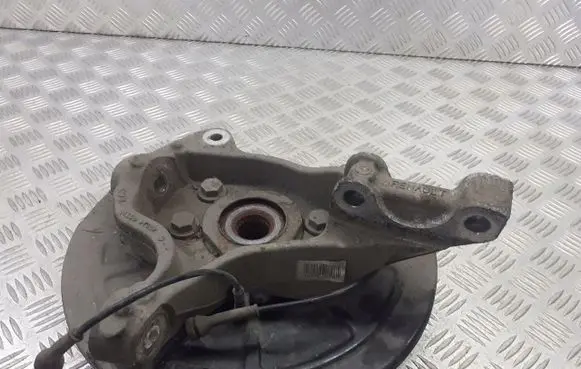 Renault Laguna III Front wheel hub spindle knuckle 400140006R